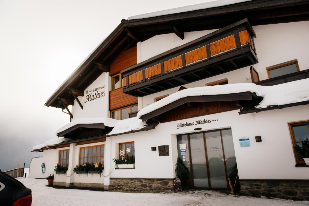 Gaestehaus Mathies Hotel Mittelberg Luaran gambar